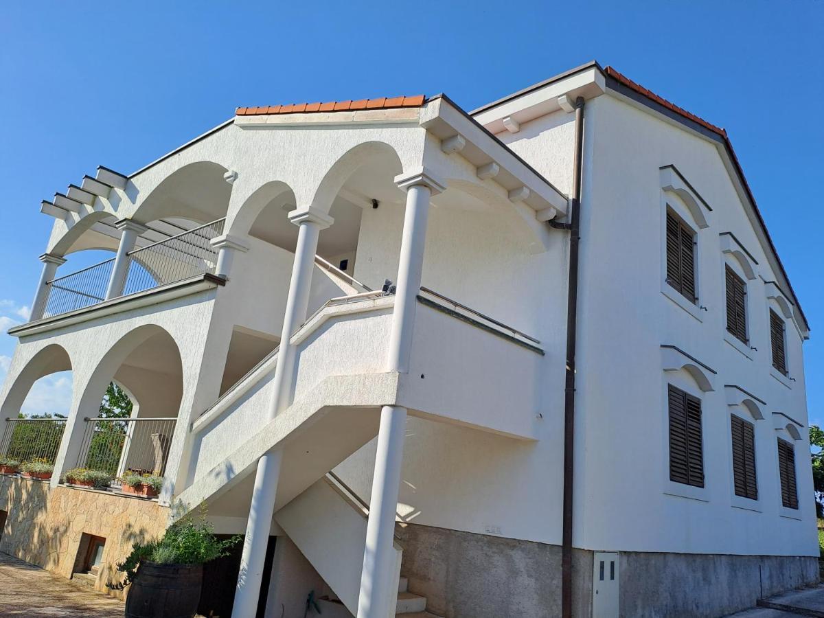 Apartments Pavlovic Ninski Stanovi Exterior photo