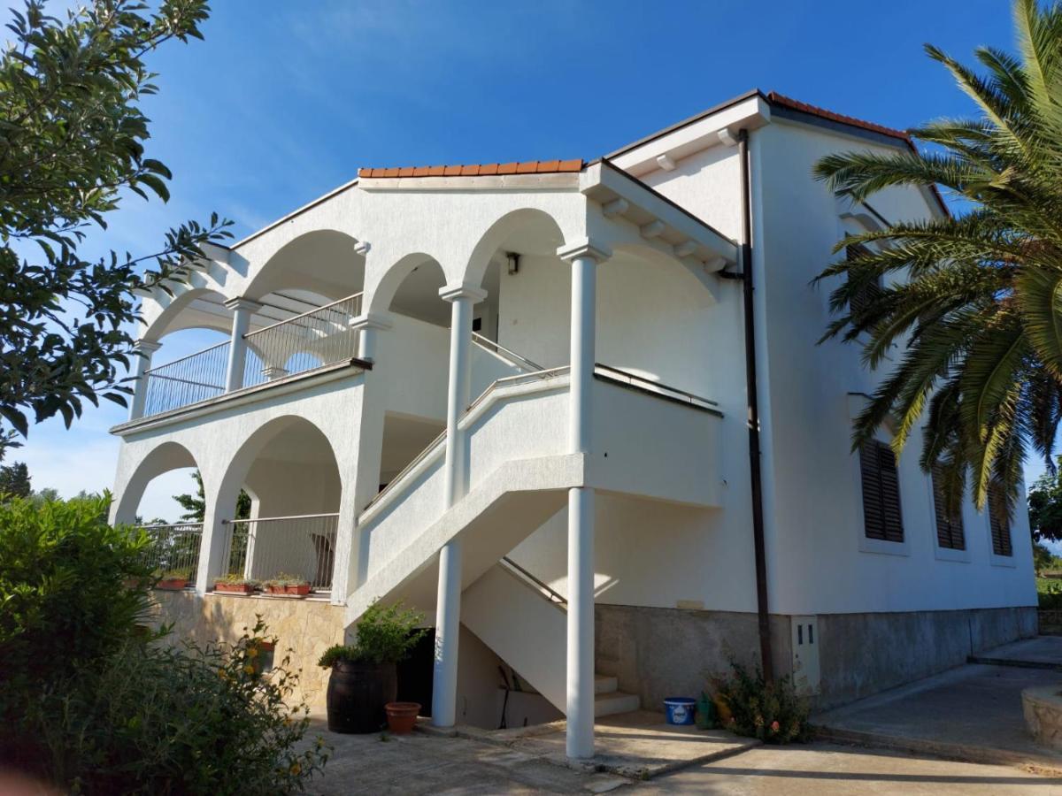 Apartments Pavlovic Ninski Stanovi Exterior photo
